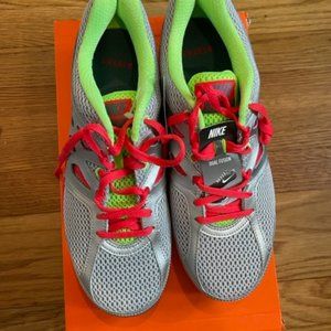 NWT Women's Nike Dual Fusion Lite Running Shoe Silver/Green/Orange - size 9 wide